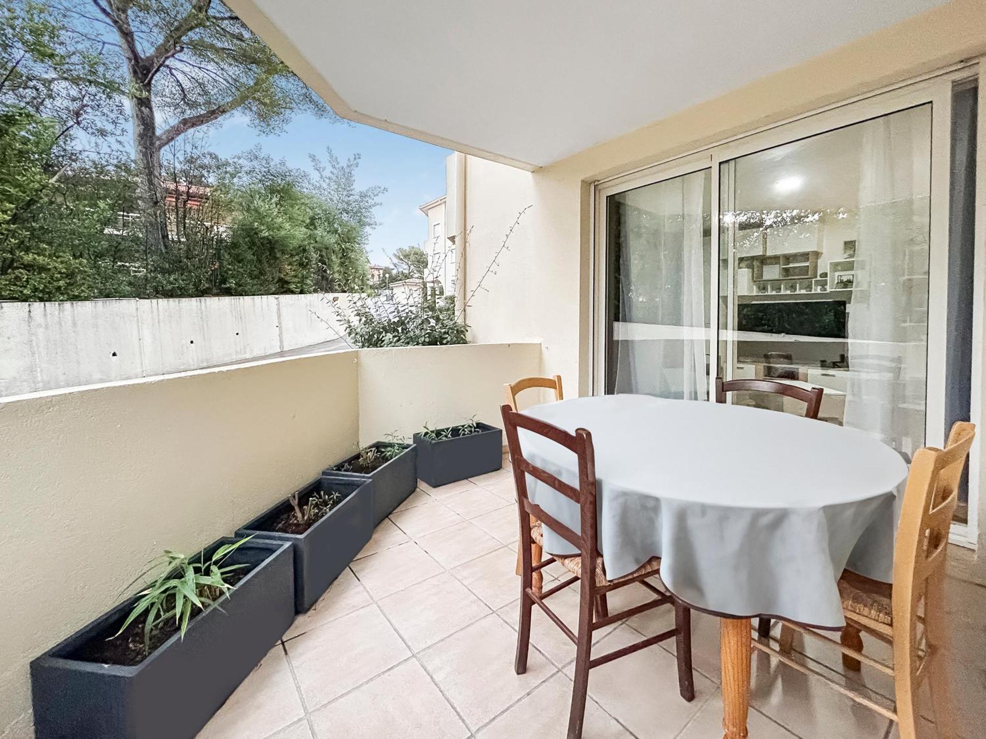 Saint-RaphaëlBalcon, Parking, Piscine Et Clim' A 2 Pas Du Port Santa Luciaアパートメント エクステリア 写真