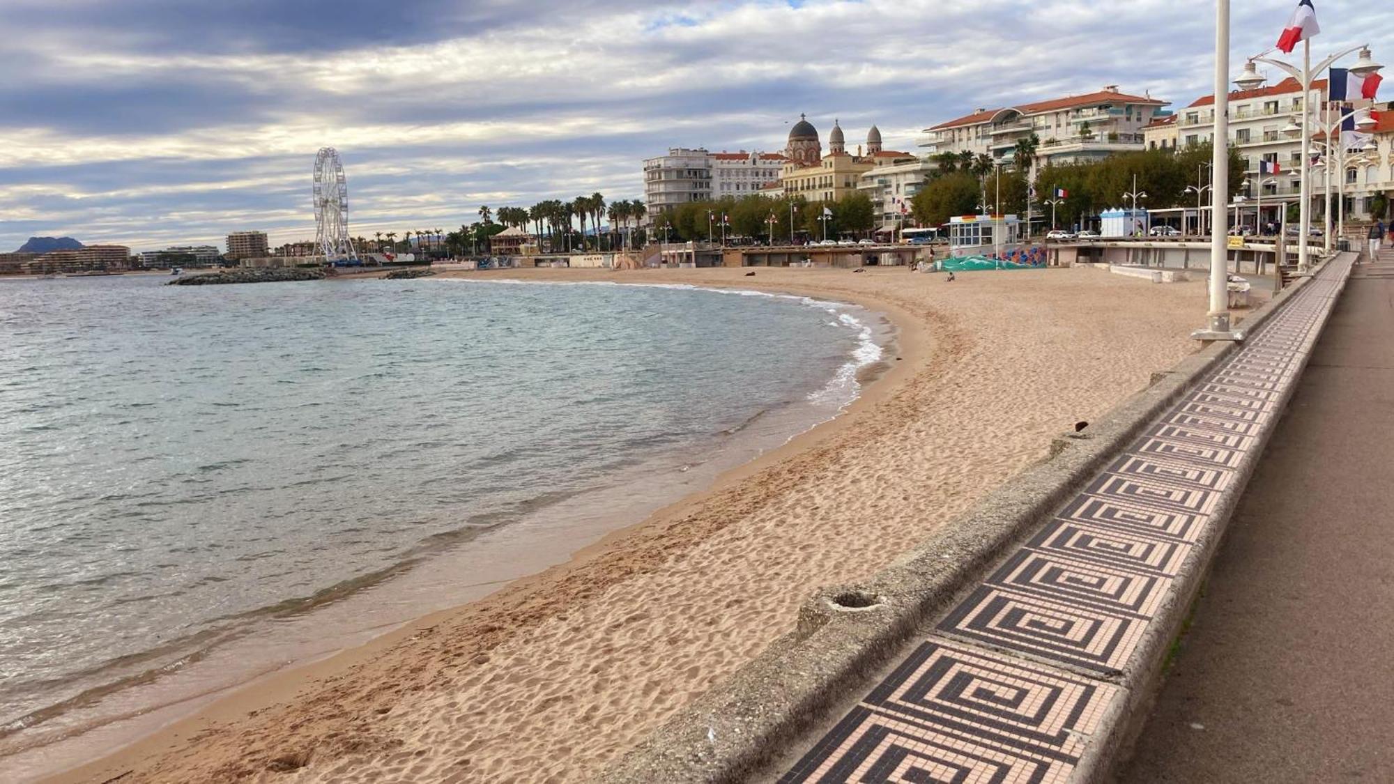 Saint-RaphaëlBalcon, Parking, Piscine Et Clim' A 2 Pas Du Port Santa Luciaアパートメント エクステリア 写真